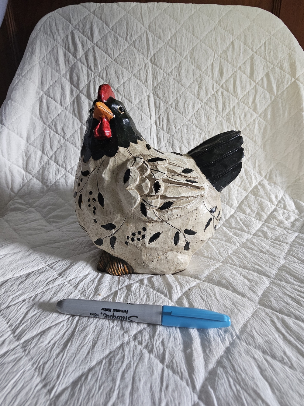 Decorative Woode. Hen Figurine in Cream and Black